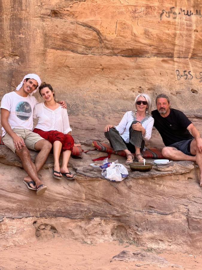 Wadi Rum Sunset Camp 外观 照片