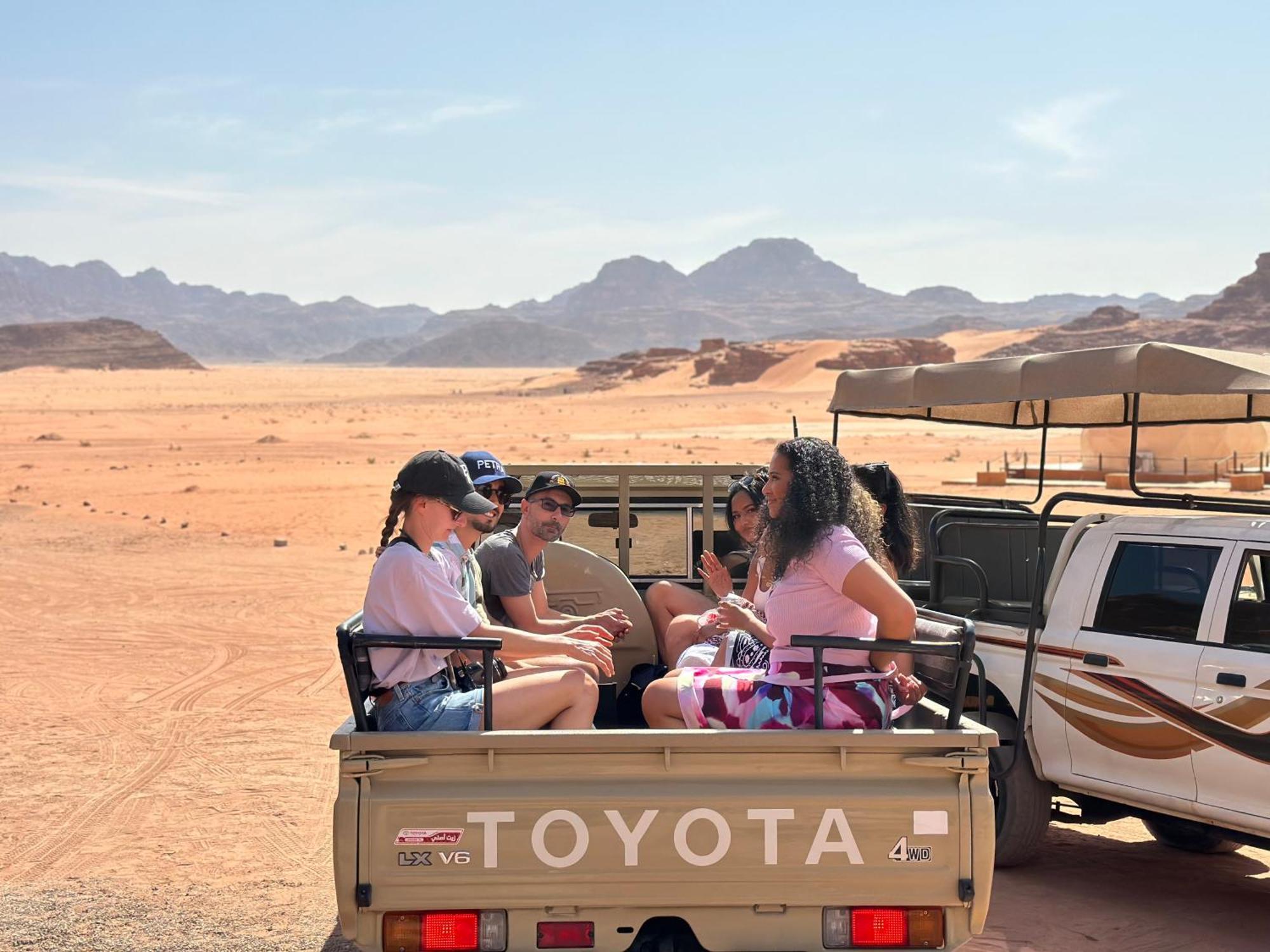 Wadi Rum Sunset Camp 外观 照片